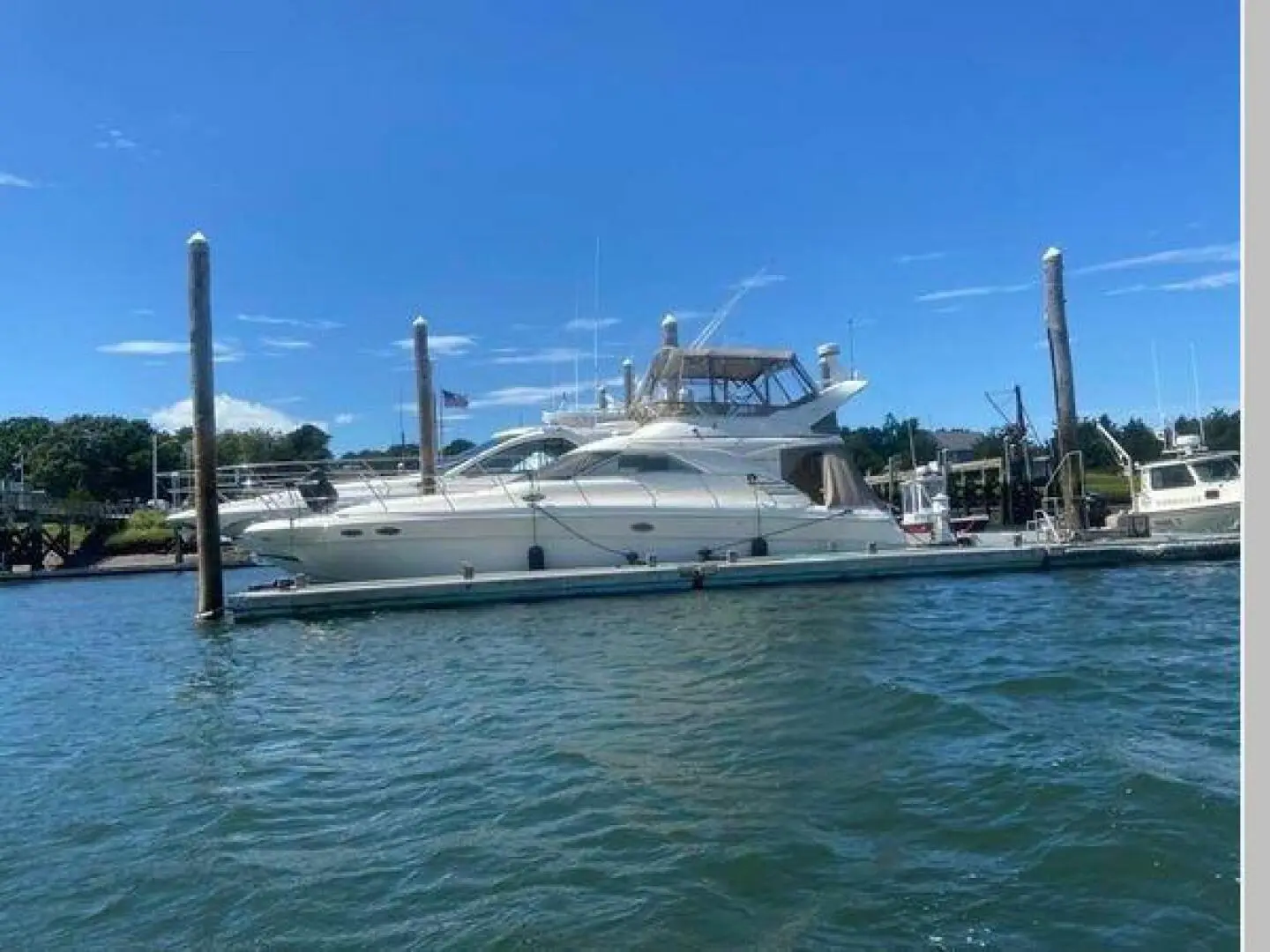 1997 Sea Ray 400 sedan bridge