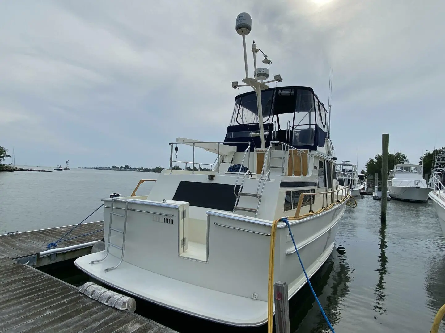 1983 Tollycraft aft cabin