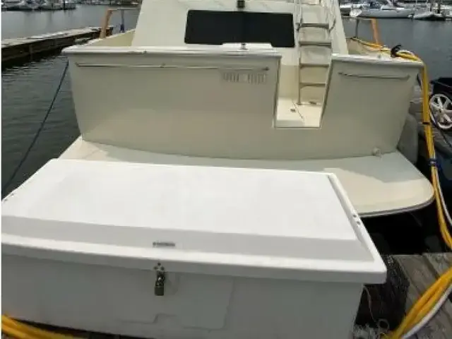 Tollycraft Aft Cabin