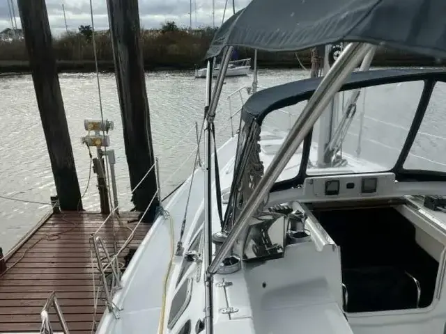 Marlow Hunter Hunter 42 Passage