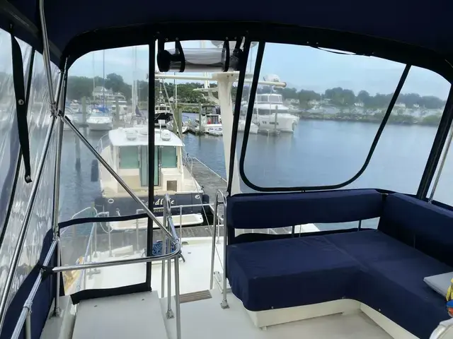 Tollycraft Aft Cabin