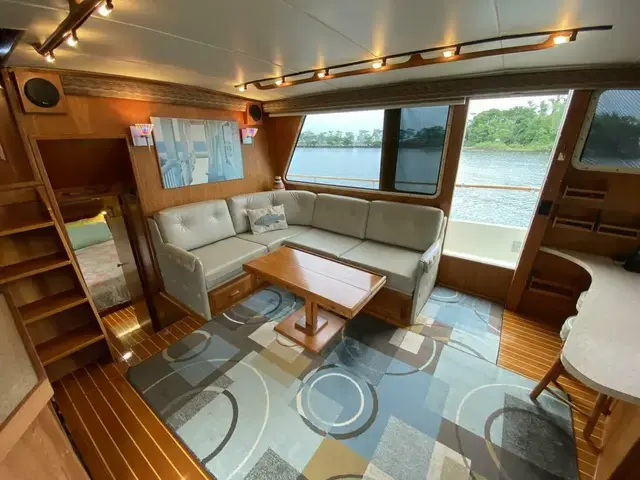 Tollycraft Aft Cabin