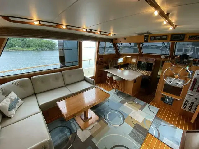 Tollycraft Aft Cabin