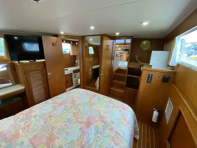 Tollycraft Aft Cabin