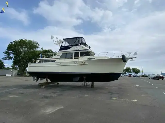 Tollycraft Aft Cabin