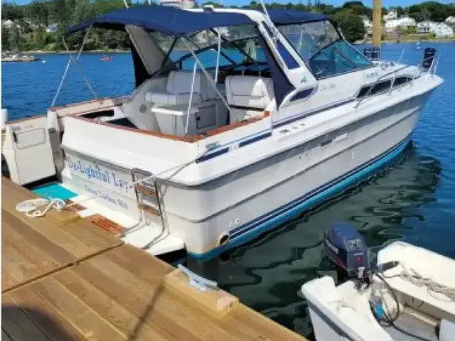 Sea Ray 340 Express Cruiser