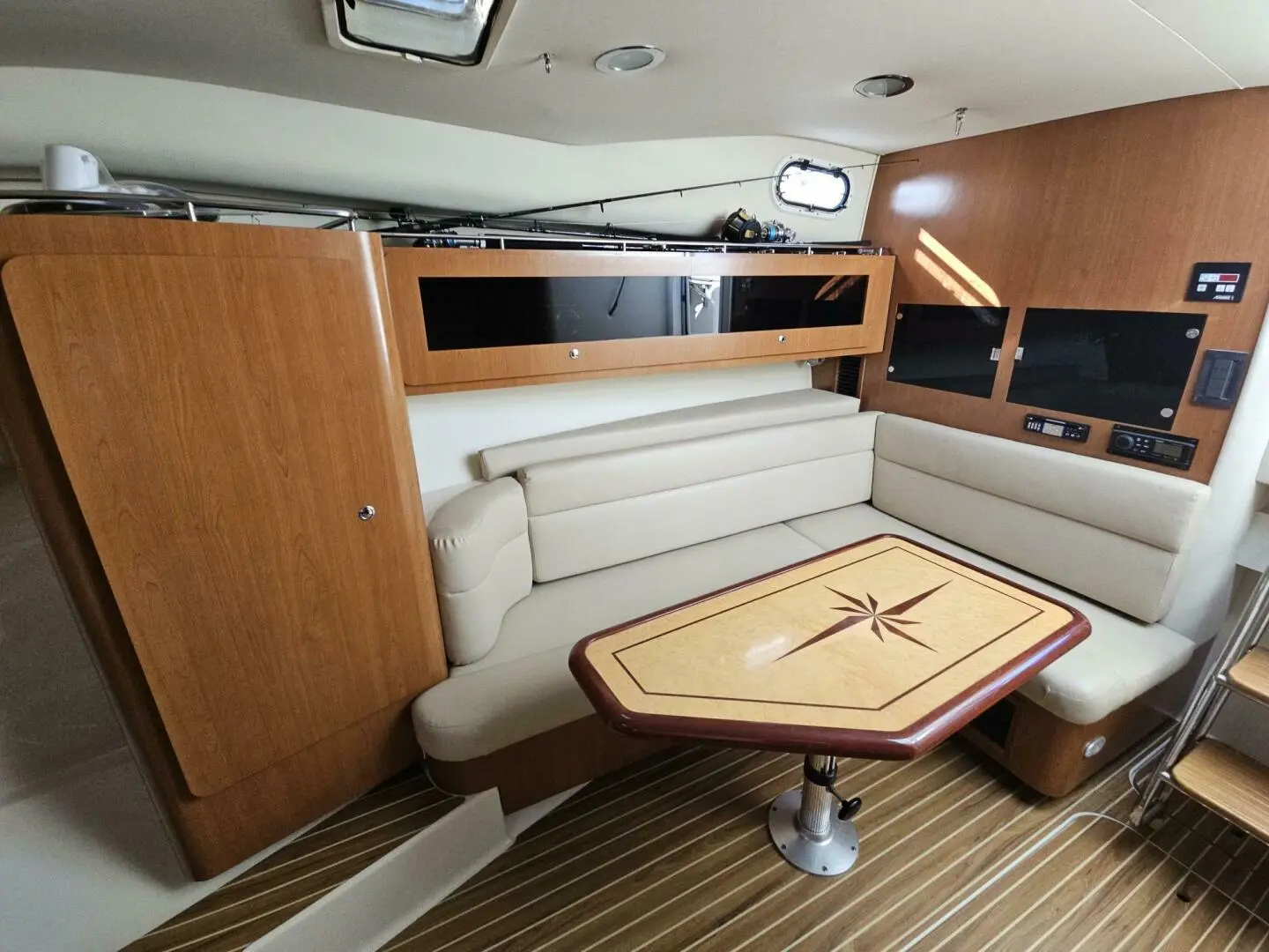 2007 Wellcraft 360 coastal