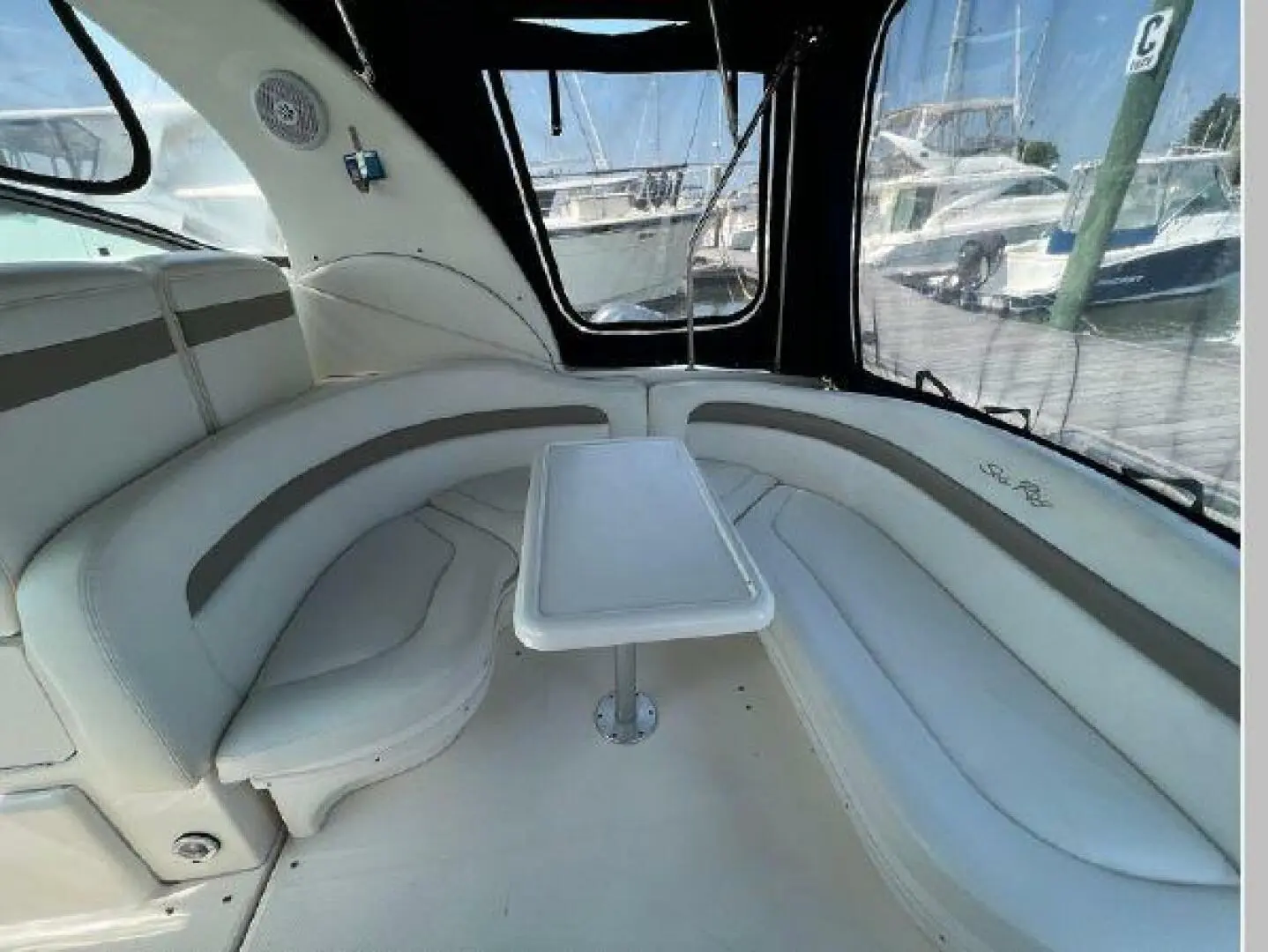 2004 Sea Ray 320 sundancer