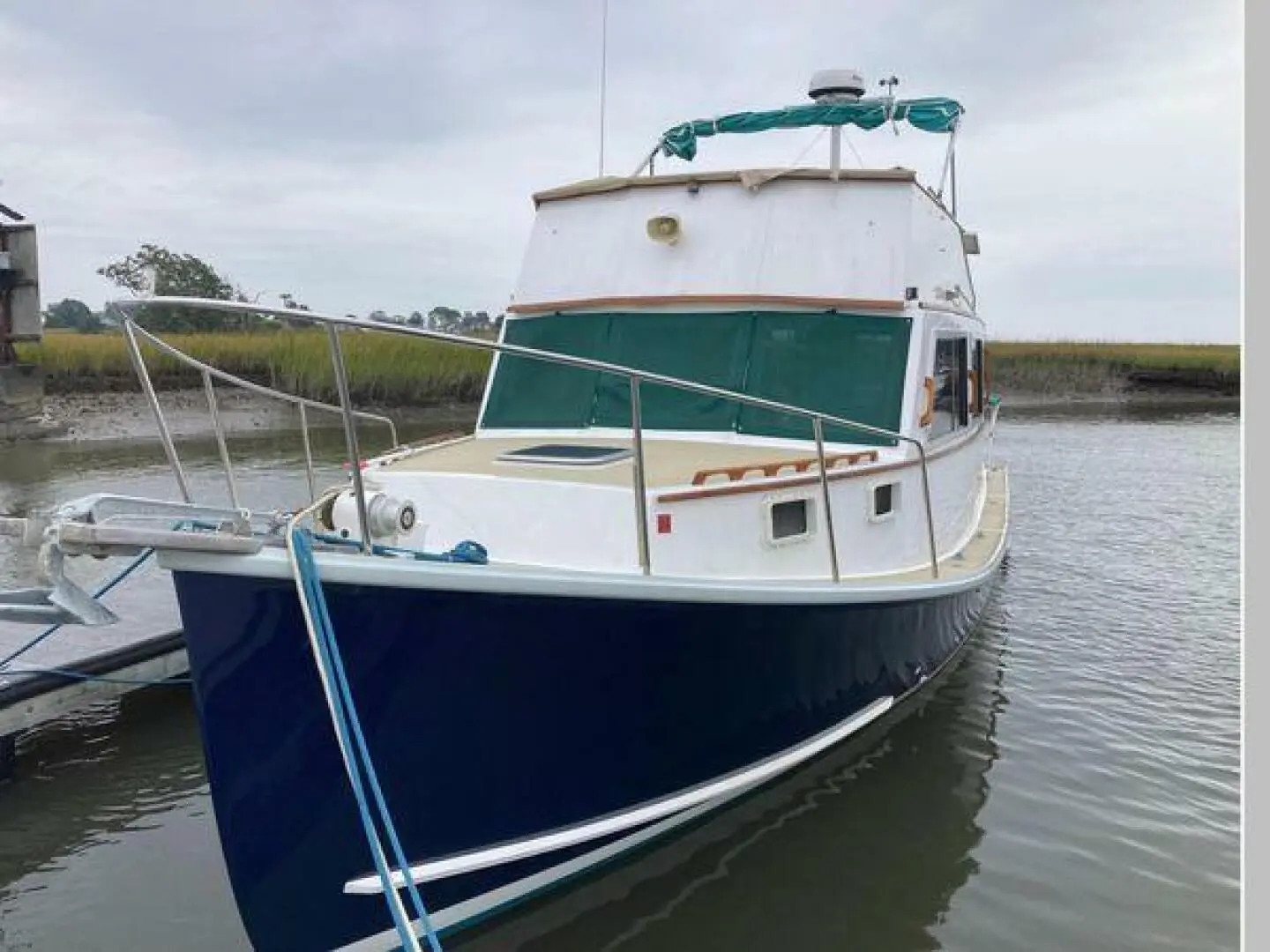 1984 Duffy flybridge cruiser