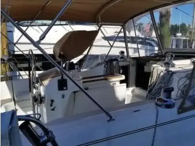 Beneteau 352