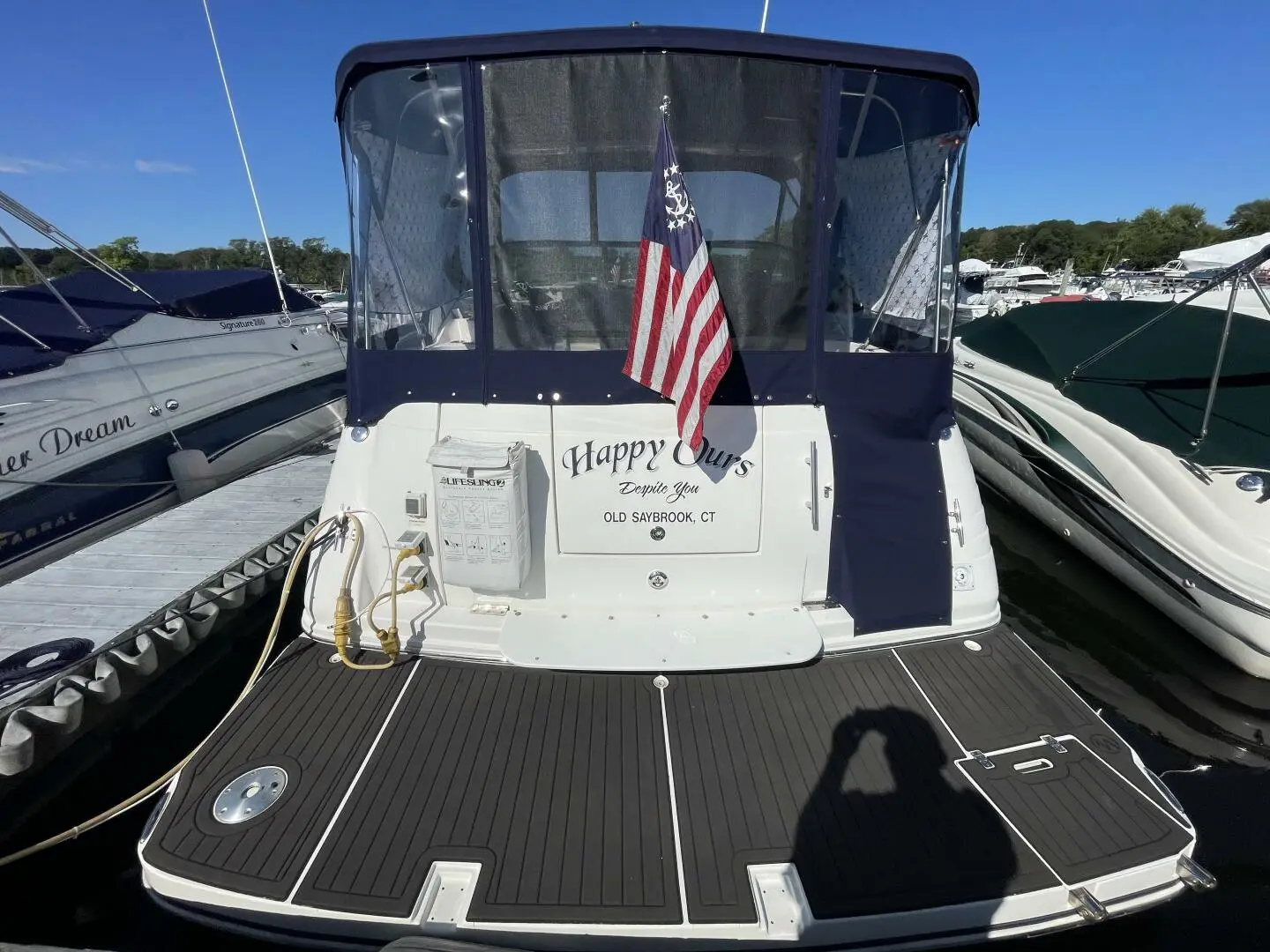 2006 Rinker express cruiser