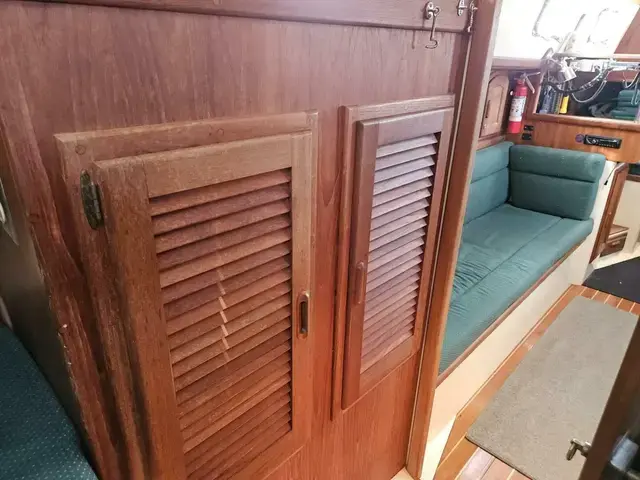 Pacific Seacraft 34