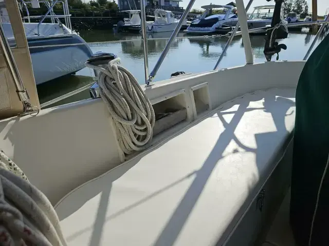 Pacific Seacraft 34