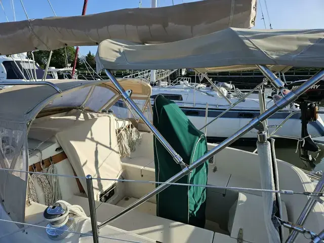 Pacific Seacraft 34