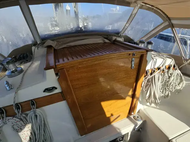 Pacific Seacraft 34