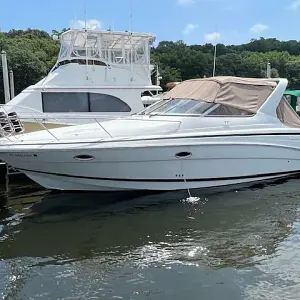 1998 Chris-Craft 320 Express cruiser