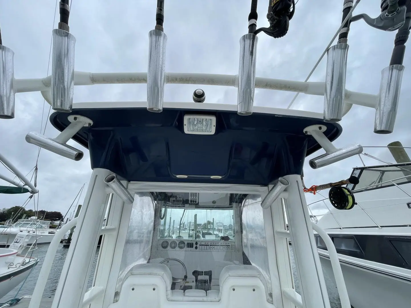 2007 Everglades Boats 290 pilot