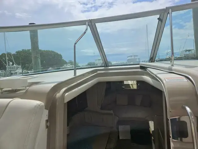 Sea Ray 28