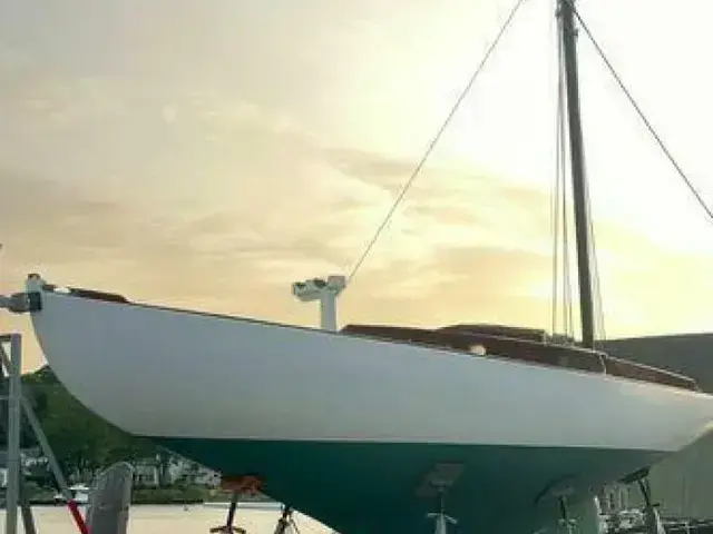 Herreshoff S Class