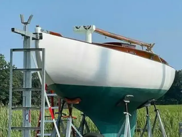 Herreshoff S Class