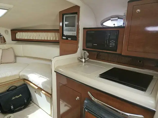 Sea Ray 28