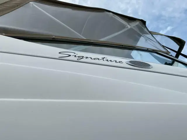 Chaparral 240 Signature