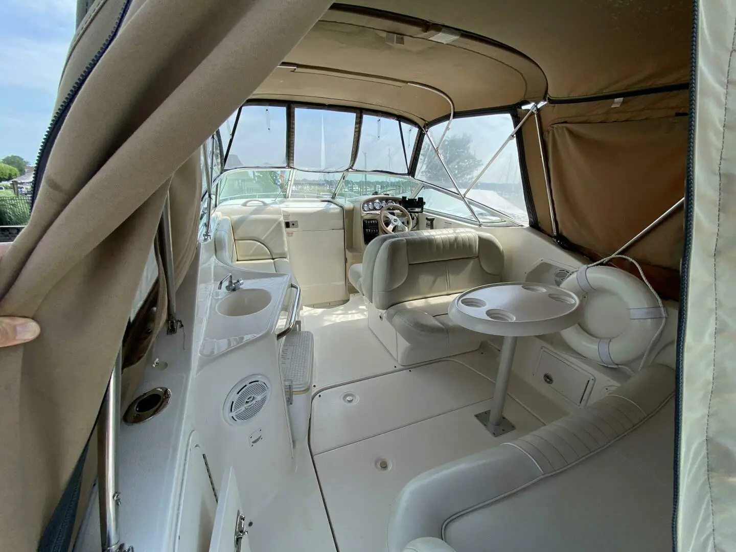 2004 Chaparral 240 signature