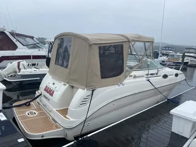 Sea Ray Sundancer 240