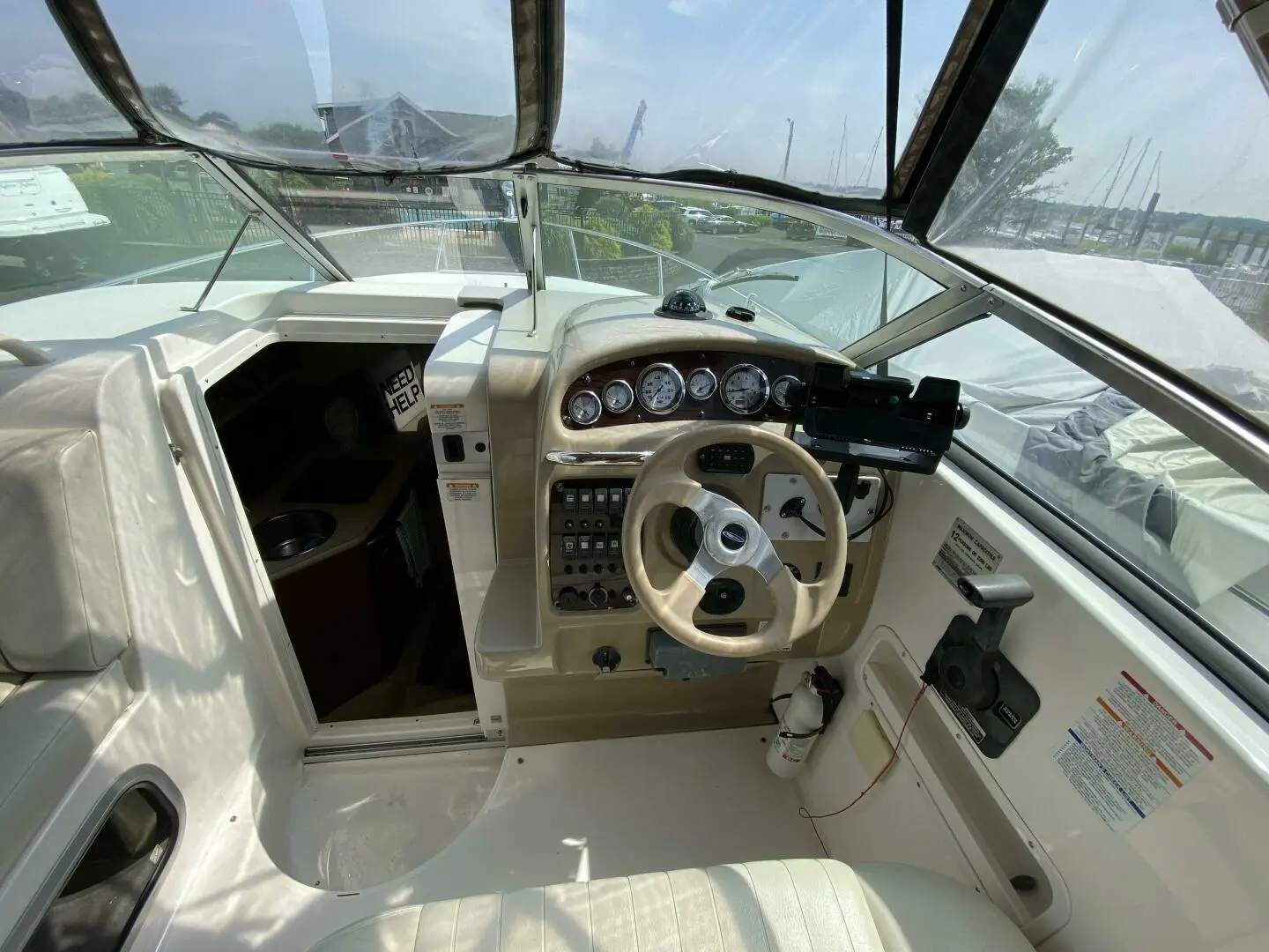 2004 Chaparral 240 signature