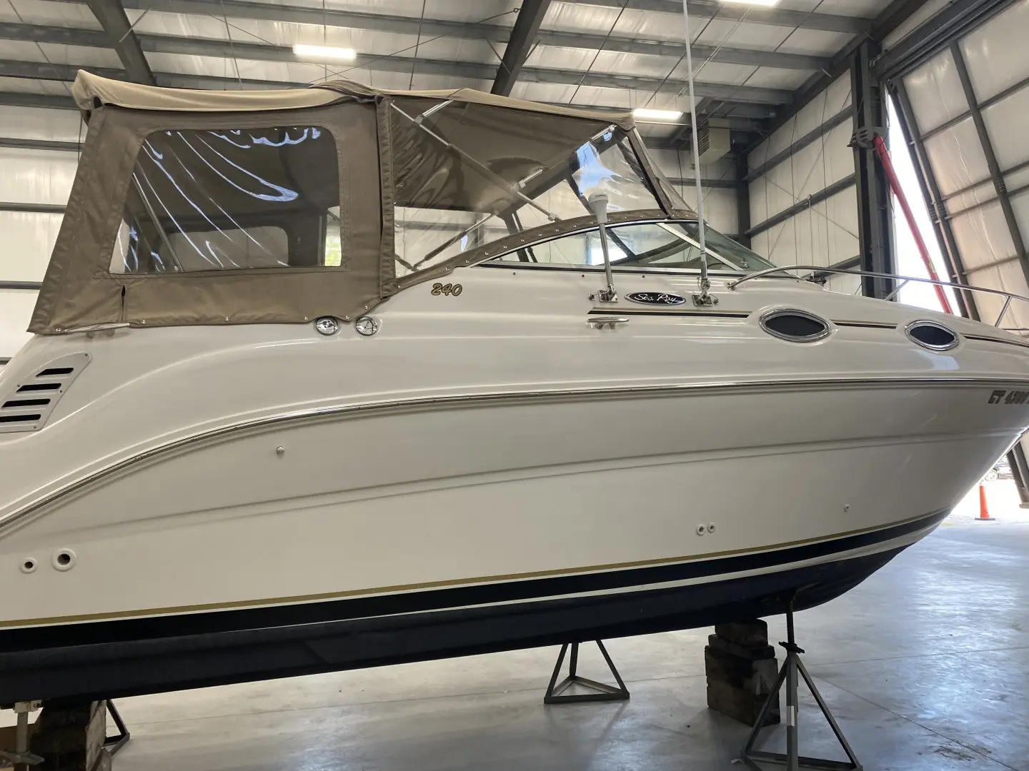 2002 Sea Ray sundancer 240