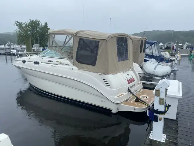 Sea Ray 240 Sundancer