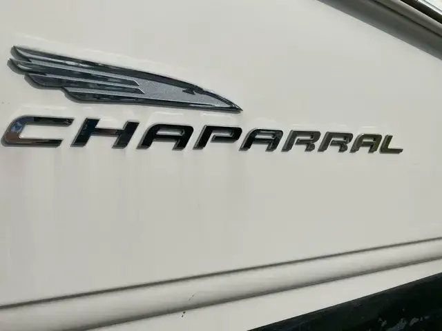 Chaparral 240 Signature