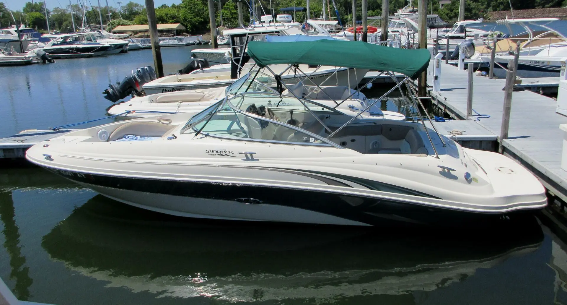 2003 Sea Ray 220 sundeck