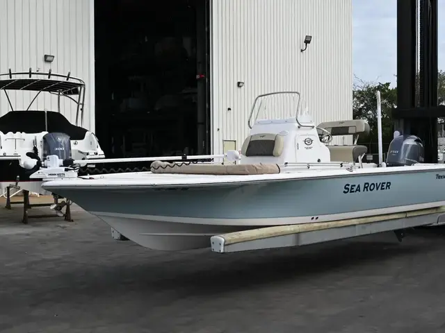 Tidewater 2110 Bay Max