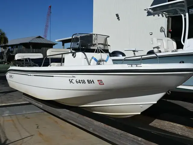 Boston Whaler 18 Outrage