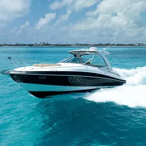 2015 Cruisers Yachts 35'