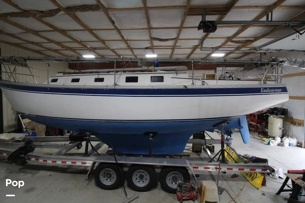 1982 Endeavour 32 sloop