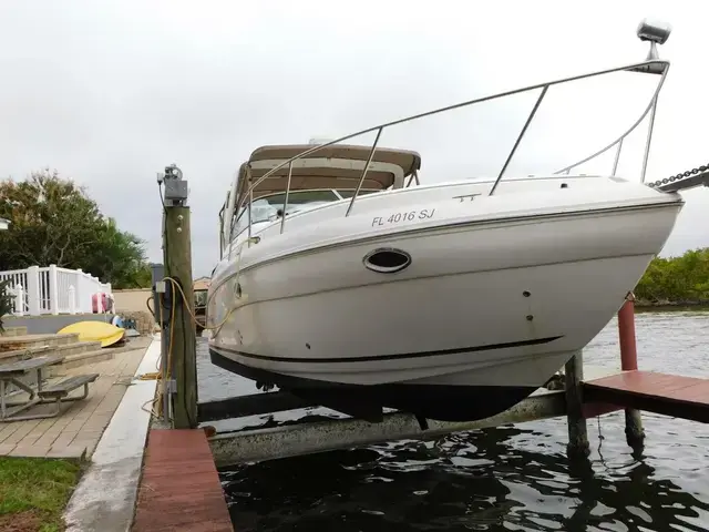 Rinker Fiesta Vee 320