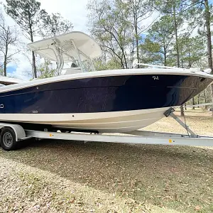 2013 Robalo R260