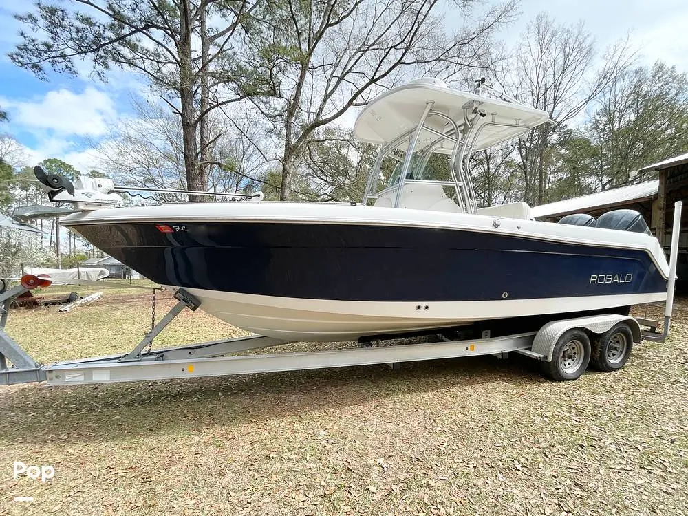 2013 Robalo r260