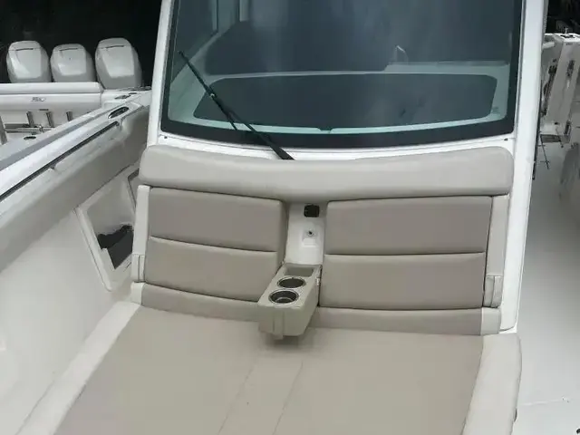 Boston Whaler 38 Outrage