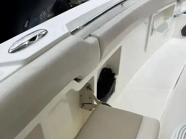 Boston Whaler 38 Outrage