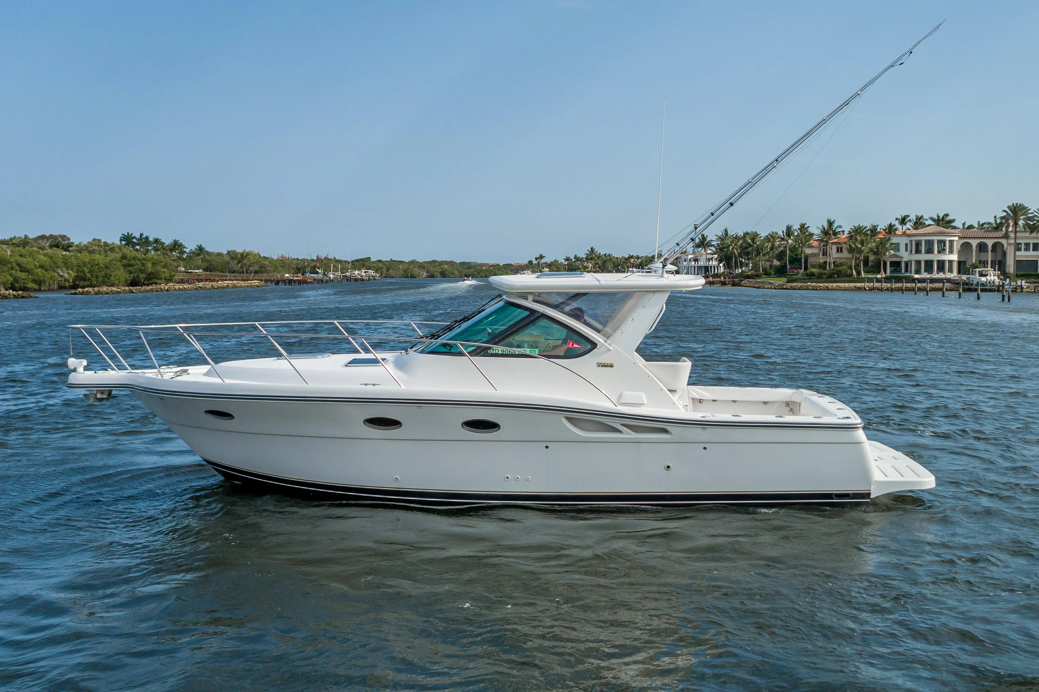 2004 Tiara 32 open