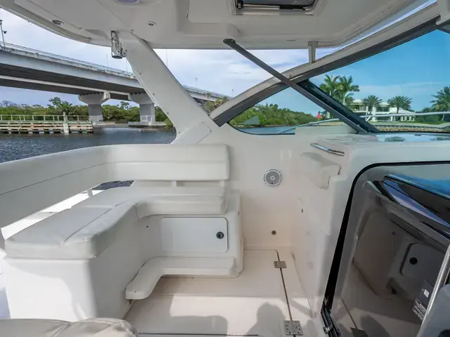 Tiara Yachts 32 Open