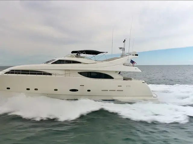 Ferretti Yachts 94