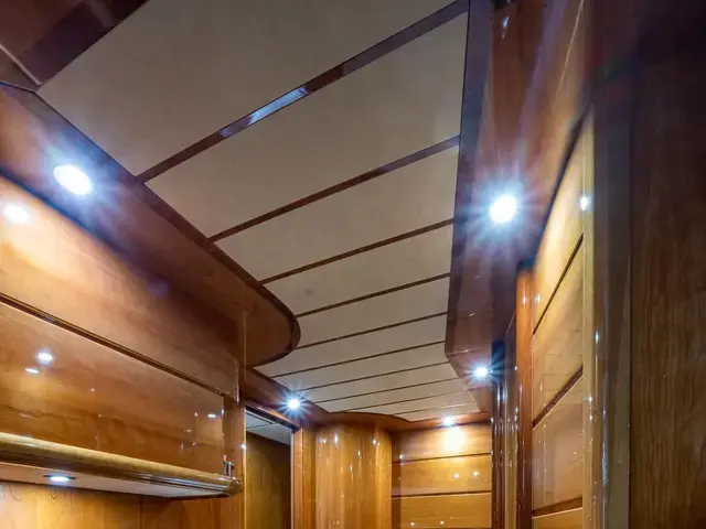 Ferretti Yachts 94