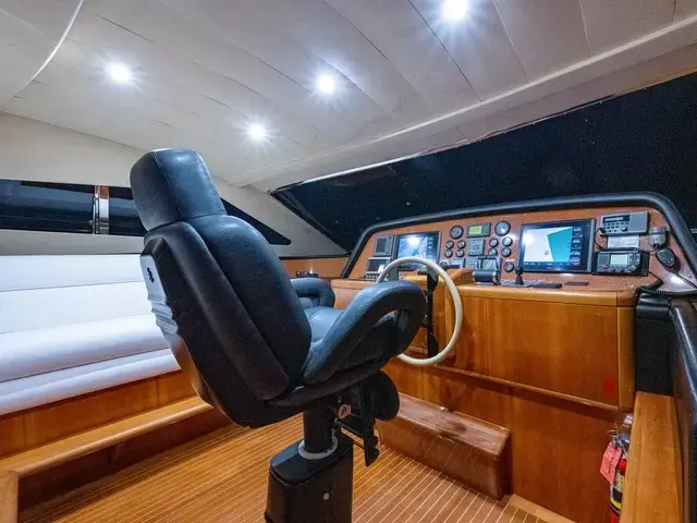 Ferretti Yachts 94