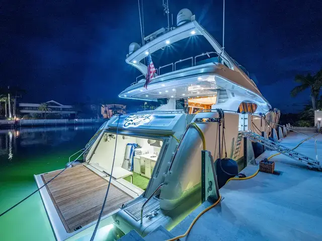 Ferretti Yachts 94