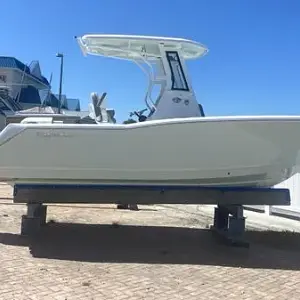 2024 Tidewater Boats 232 LXF