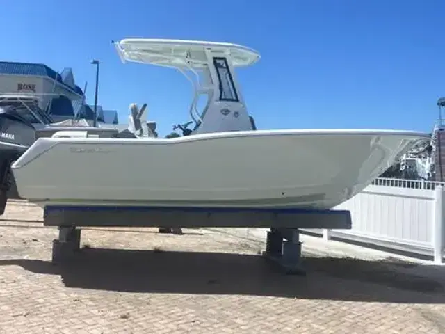 Tidewater Boats 232 LXF